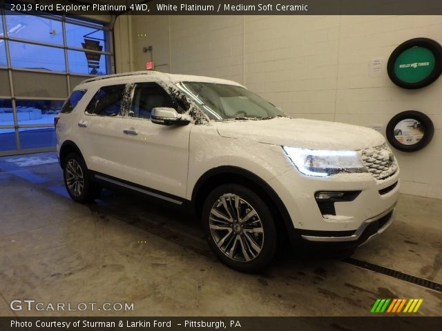 2019 Ford Explorer Platinum 4WD in White Platinum