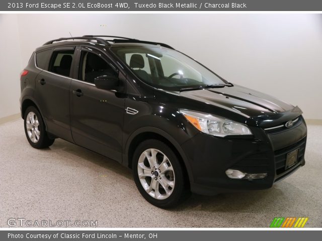 2013 Ford Escape SE 2.0L EcoBoost 4WD in Tuxedo Black Metallic
