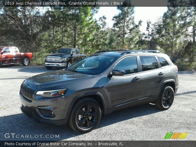2019 Jeep Cherokee Latitude Plus in Granite Crystal Metallic