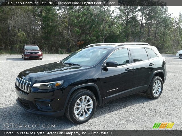 2019 Jeep Cherokee Latitude in Diamond Black Crystal Pearl