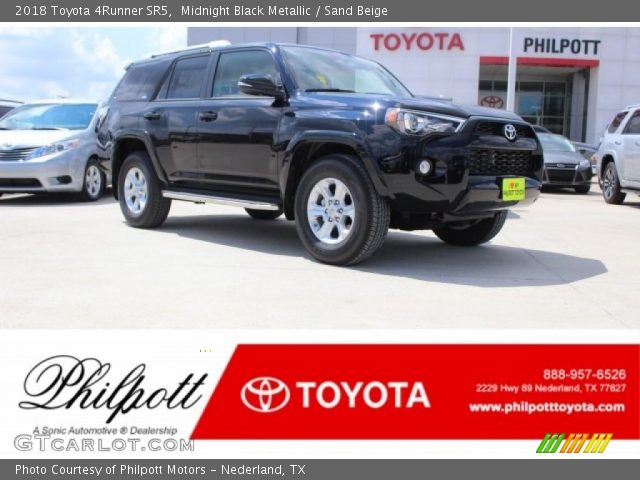 2018 Toyota 4Runner SR5 in Midnight Black Metallic