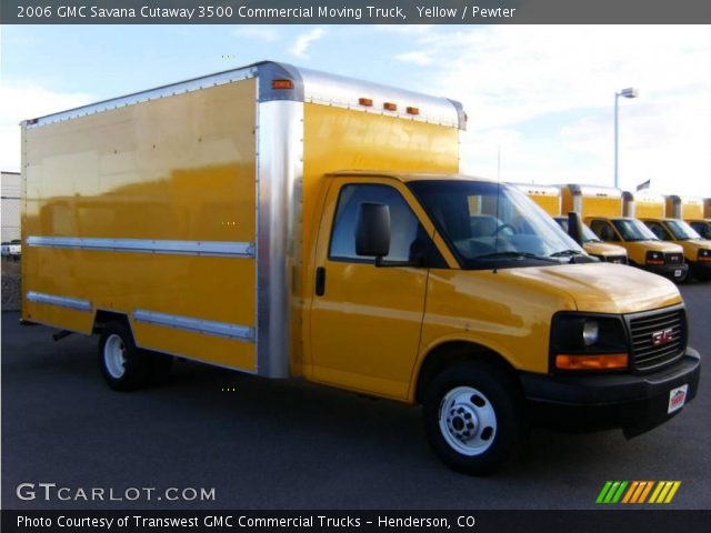 2006 GMC Savana Cutaway 3500 Commercial Moving Truck in Yellow