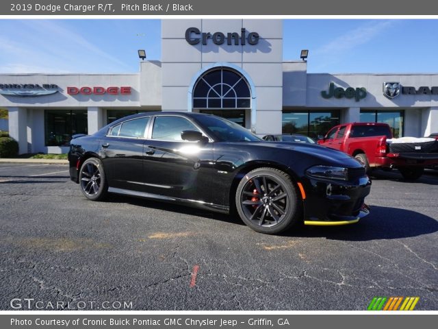 2019 Dodge Charger R/T in Pitch Black