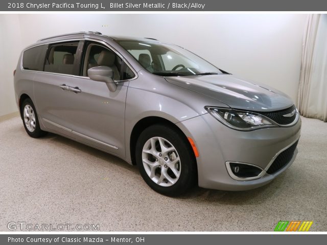 2018 Chrysler Pacifica Touring L in Billet Silver Metallic