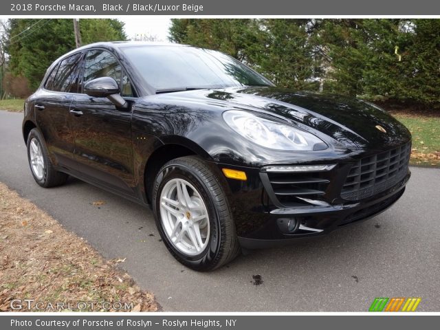 2018 Porsche Macan  in Black