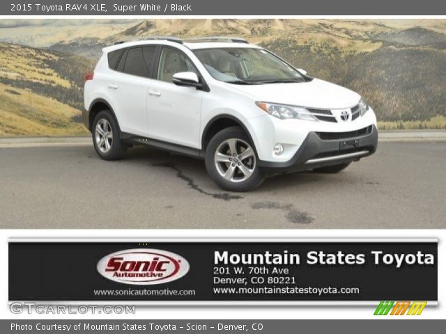 2015 Toyota RAV4 XLE in Super White