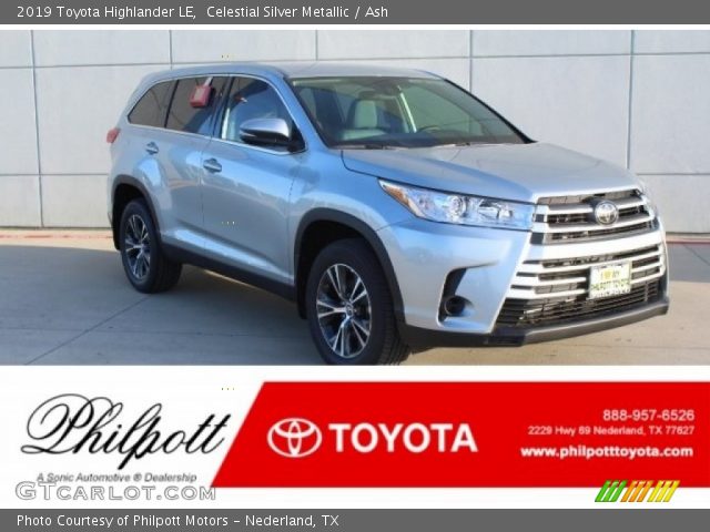 2019 Toyota Highlander LE in Celestial Silver Metallic