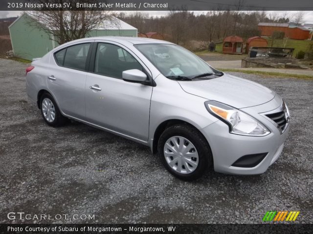 2019 Nissan Versa SV in Brilliant Silver Metallic