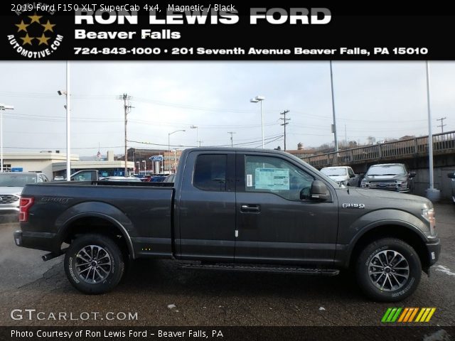 2019 Ford F150 XLT SuperCab 4x4 in Magnetic