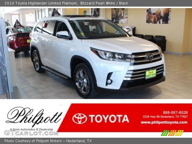 2019 Toyota Highlander Limited Platinum in Blizzard Pearl White