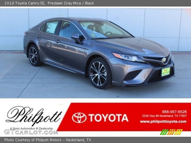 2019 Toyota Camry SE in Predawn Gray Mica