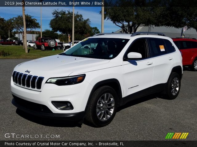 2019 Jeep Cherokee Latitude Plus in Bright White