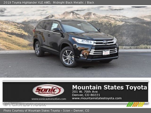 2019 Toyota Highlander XLE AWD in Midnight Black Metallic