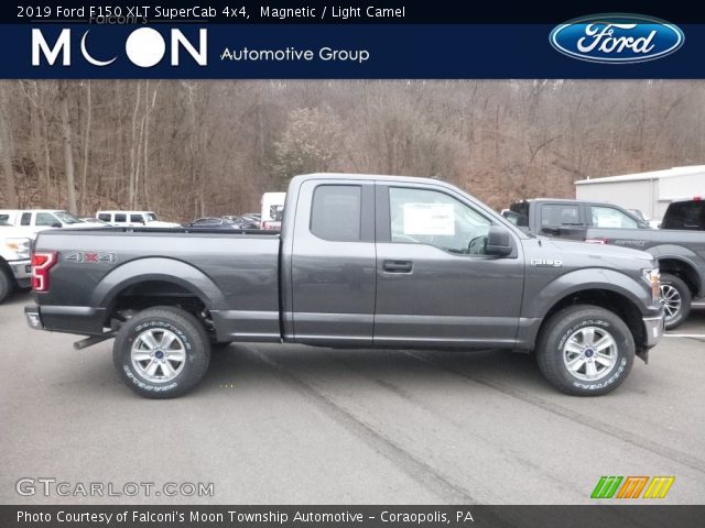 2019 Ford F150 XLT SuperCab 4x4 in Magnetic