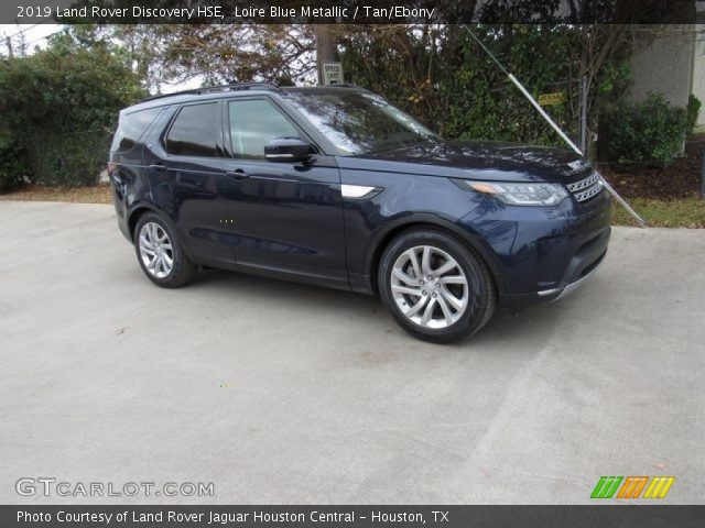 2019 Land Rover Discovery HSE in Loire Blue Metallic