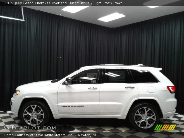 2019 Jeep Grand Cherokee Overland in Bright White