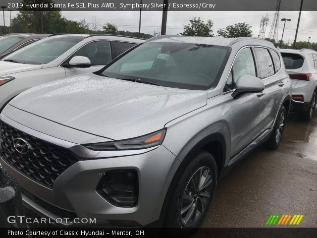 2019 Hyundai Santa Fe SEL Plus AWD in Symphony Silver
