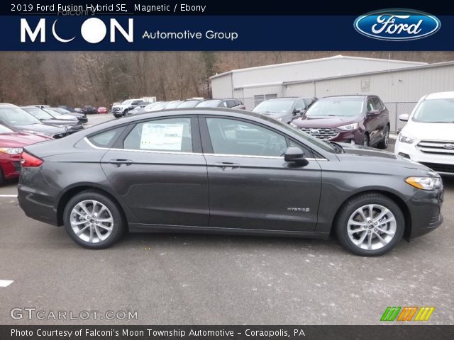 2019 Ford Fusion Hybrid SE in Magnetic