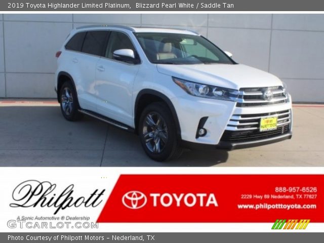 2019 Toyota Highlander Limited Platinum in Blizzard Pearl White