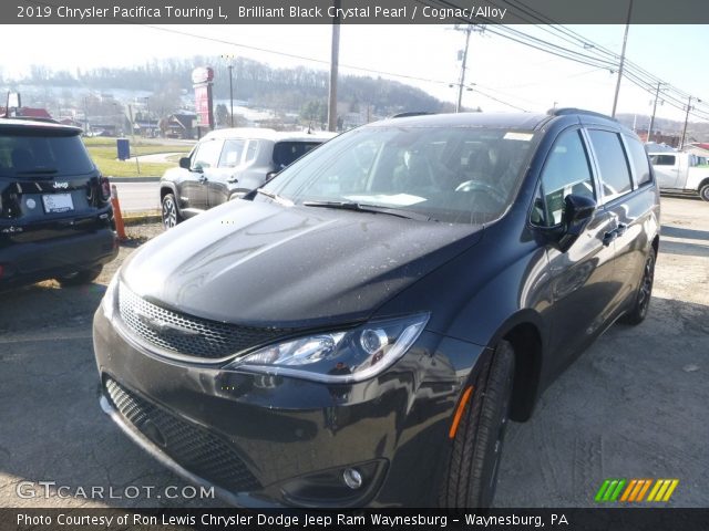2019 Chrysler Pacifica Touring L in Brilliant Black Crystal Pearl
