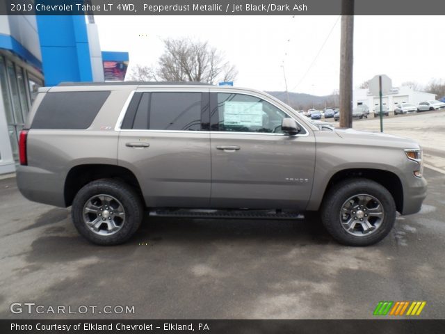 2019 Chevrolet Tahoe LT 4WD in Pepperdust Metallic