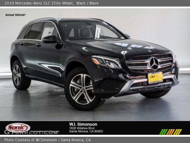 2019 Mercedes-Benz GLC 350e 4Matic in Black