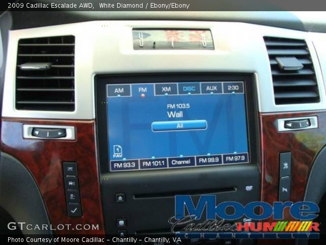 2009 Cadillac Escalade AWD in White Diamond