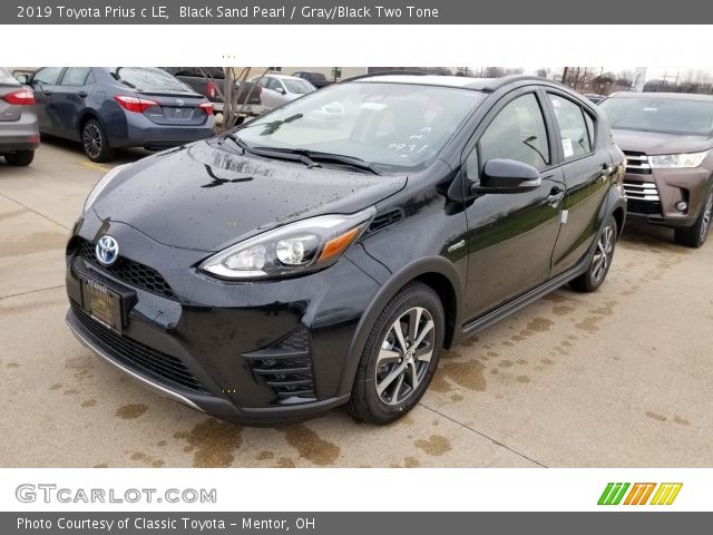 2019 Toyota Prius c LE in Black Sand Pearl