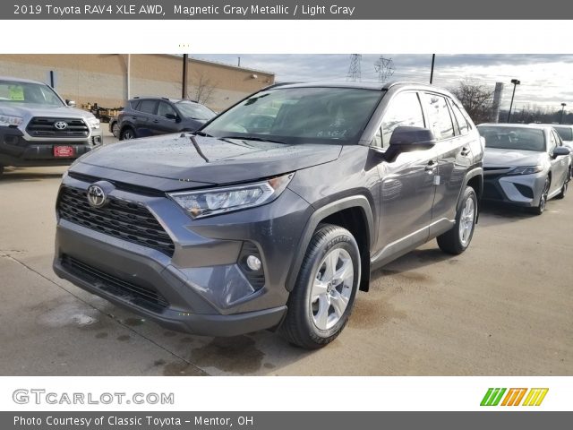 2019 Toyota RAV4 XLE AWD in Magnetic Gray Metallic