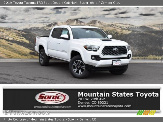 2019 Toyota Tacoma TRD Sport Double Cab 4x4 in Super White