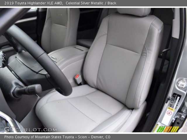 2019 Toyota Highlander XLE AWD in Celestial Silver Metallic