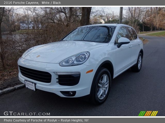 2016 Porsche Cayenne  in White