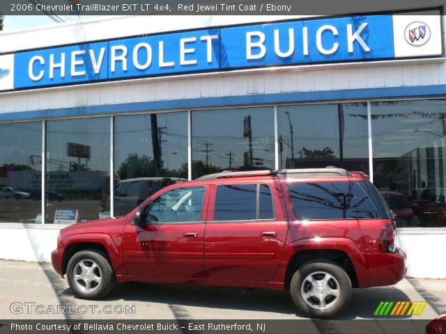 2006 Chevrolet TrailBlazer EXT LT 4x4 in Red Jewel Tint Coat