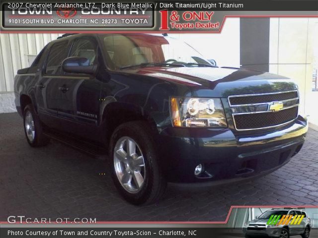 2007 Chevrolet Avalanche LTZ in Dark Blue Metallic