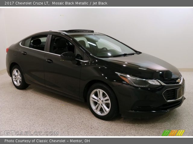 2017 Chevrolet Cruze LT in Mosaic Black Metallic