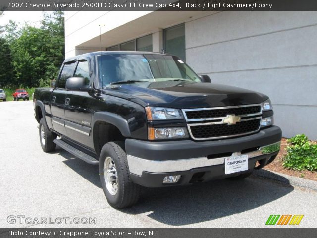 2007 Chevrolet Silverado 2500HD Classic LT Crew Cab 4x4 in Black