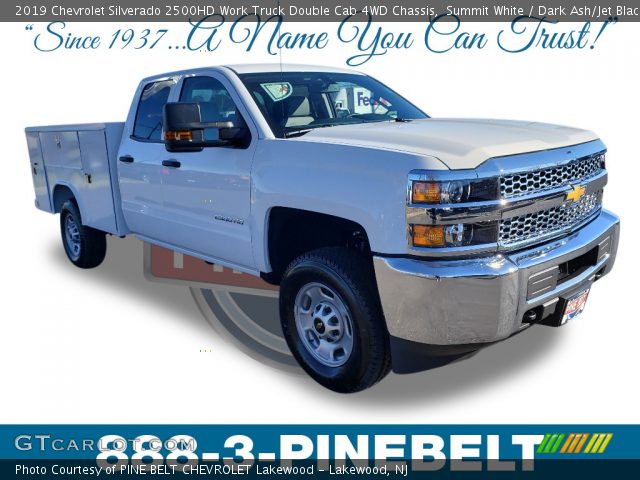 2019 Chevrolet Silverado 2500HD Work Truck Double Cab 4WD Chassis in Summit White