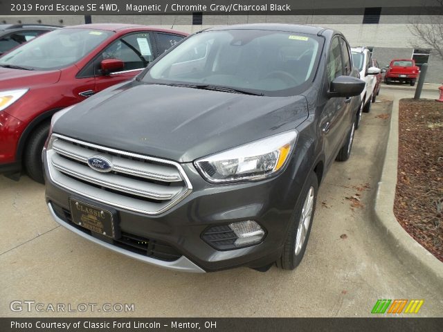 2019 Ford Escape SE 4WD in Magnetic