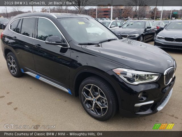 2019 BMW X1 xDrive28i in Jet Black