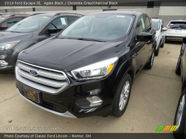 2019 Ford Escape SE in Agate Black