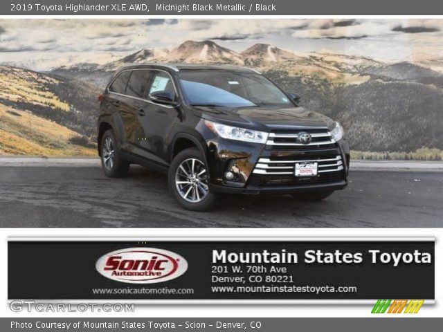 2019 Toyota Highlander XLE AWD in Midnight Black Metallic