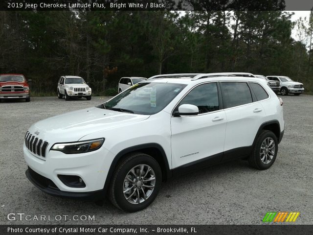 2019 Jeep Cherokee Latitude Plus in Bright White