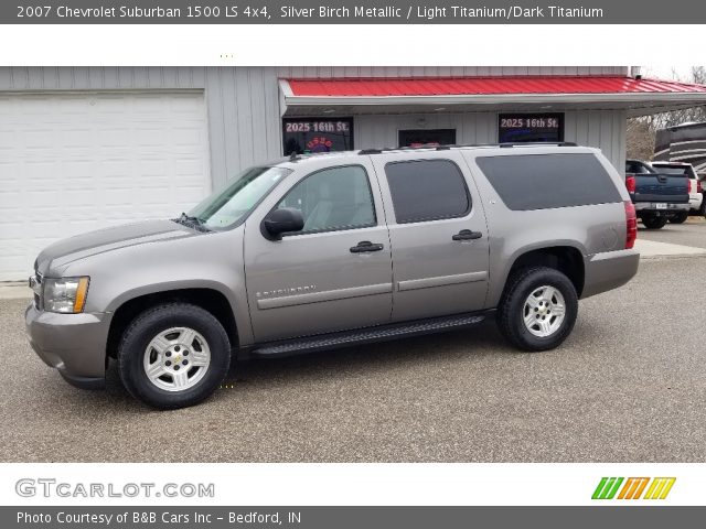 2007 Chevrolet Suburban 1500 LS 4x4 in Silver Birch Metallic