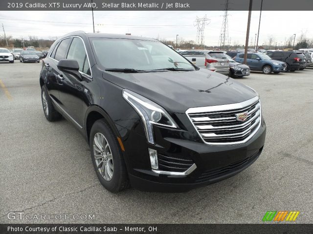 2019 Cadillac XT5 Luxury AWD in Stellar Black Metallic