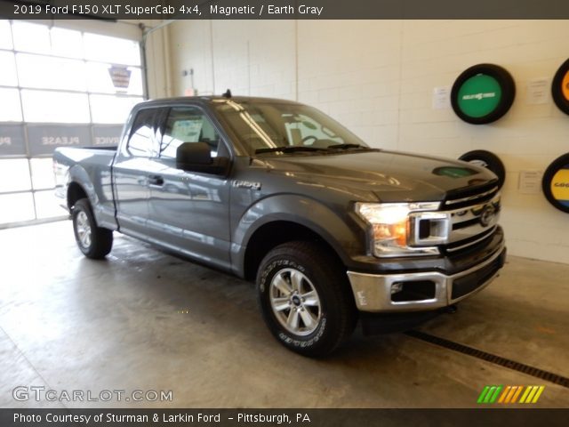 2019 Ford F150 XLT SuperCab 4x4 in Magnetic