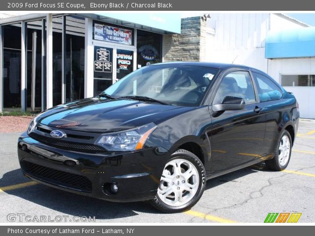 2009 Ford Focus SE Coupe in Ebony Black