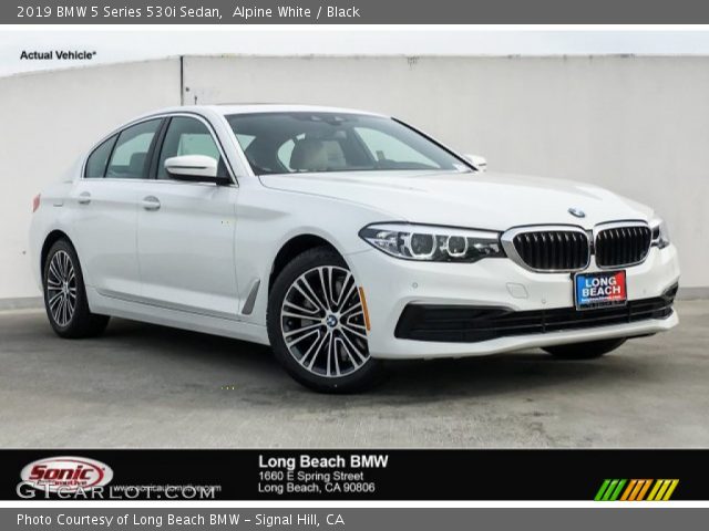 2019 BMW 5 Series 530i Sedan in Alpine White