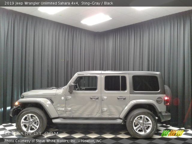 2019 Jeep Wrangler Unlimited Sahara 4x4 in Sting-Gray
