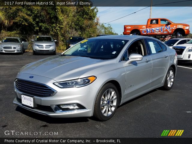 2017 Ford Fusion Hybrid SE in Ingot Silver