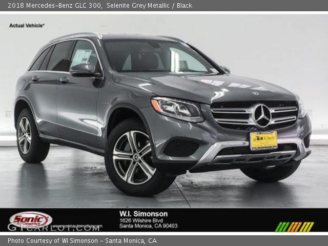 2018 Mercedes-Benz GLC 300 in Selenite Grey Metallic